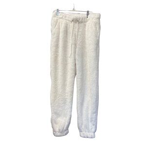 No Boundaries Fuzzy Joggers Cream Medium 8-10 Like New